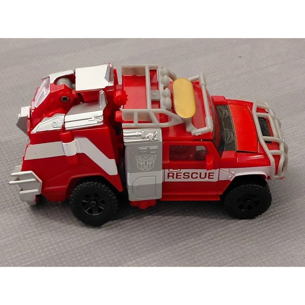 Transformers Movie Ratchet Rescue Vehicle Red Autobot Action Figure Toy